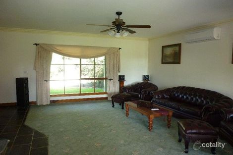 Property photo of 35 Matthew Court Moe South VIC 3825