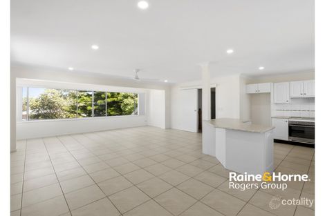 Property photo of 15 Diamond Head Drive Budgewoi NSW 2262