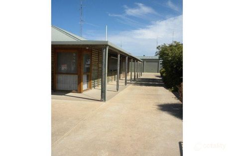 Property photo of 4 Gloria Avenue North Beach SA 5556