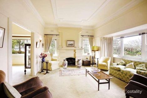 Property photo of 4 Finsbury Way Camberwell VIC 3124