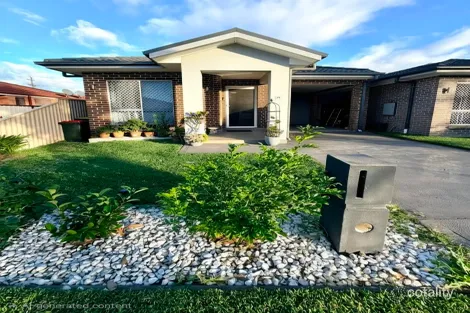 Property photo of 77 Carroll Crescent Plumpton NSW 2761