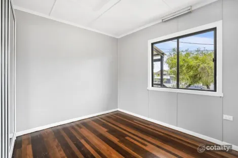 Property photo of 3 Sturgeon Street Redcliffe QLD 4020