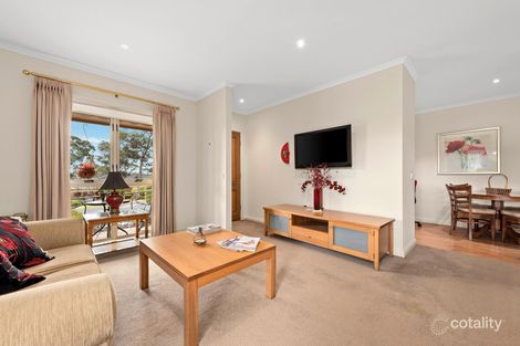 Property photo of 35/8 Pottage Circuit Macleod VIC 3085