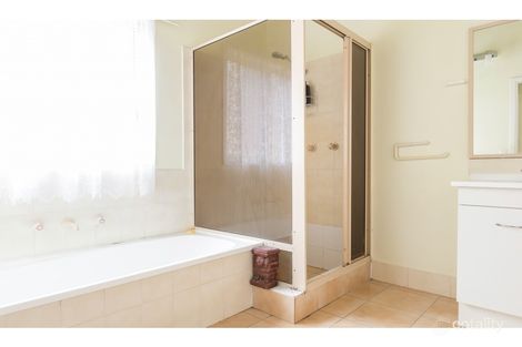 Property photo of 28 Hume Road Surf Beach NSW 2536