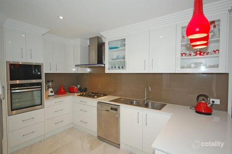 Property photo of 27 Forster Avenue Bundall QLD 4217