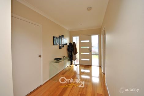 Property photo of 12 Fieldstone Crescent Cranbourne North VIC 3977