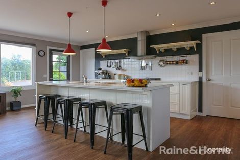 Property photo of 37 Cheviot Drive Kelso NSW 2795