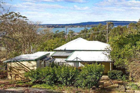 Property photo of 25 Brisbane Water Drive Point Clare NSW 2250