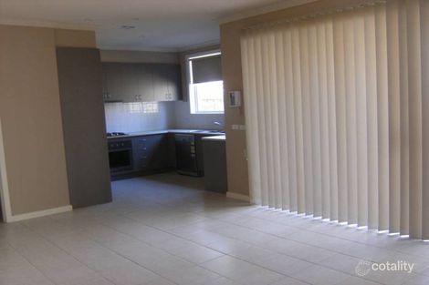 Property photo of 9/19 Overton Lea Boulevard Sydenham VIC 3037