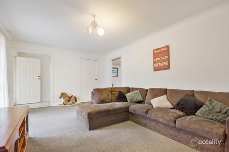 Property photo of 70 Kensington Way Burton SA 5110