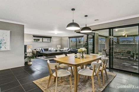 Property photo of 43 Jupiter Crescent Cranbourne West VIC 3977