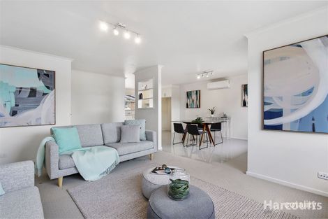 Property photo of 2/1 Ivan Crescent Hampton Park VIC 3976