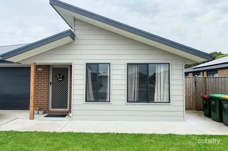 Property photo of 110 Pembrey Loop Cowes VIC 3922