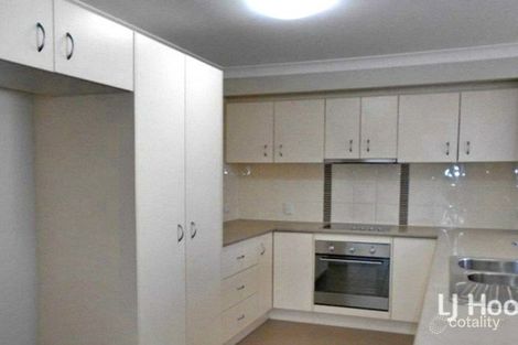 Property photo of 2 Clark Close Kingaroy QLD 4610