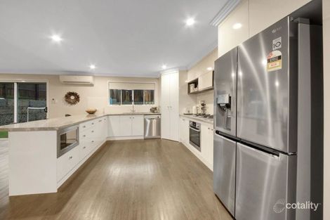 Property photo of 28 Wanda Drive Boyne Island QLD 4680