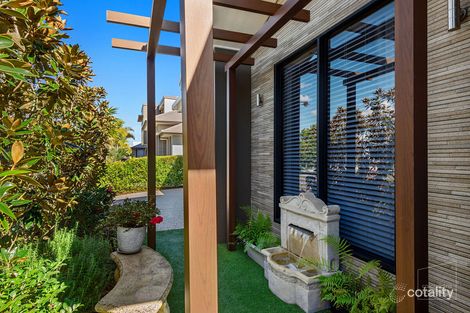 Property photo of 25 Aqua Circuit Caloundra West QLD 4551