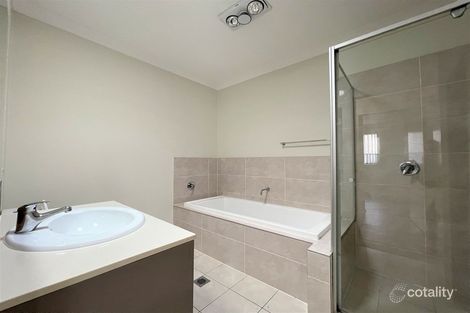 Property photo of 13 Gallipoli Drive Edmondson Park NSW 2174