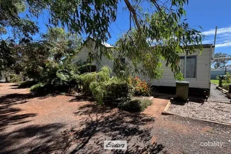 9-11 Tarcoola St, Pooncarie, NSW 2648