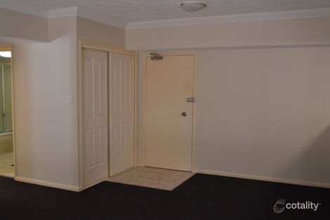 Property photo of 404/36 Macdonald Street Kangaroo Point QLD 4169