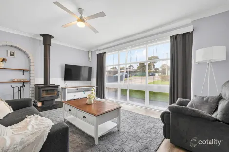 Property photo of 25 Meadow Way Hackham West SA 5163