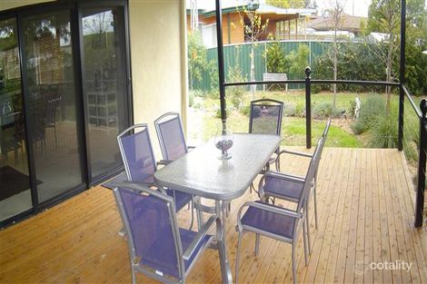 Property photo of 8 Banksia Crescent Dubbo NSW 2830