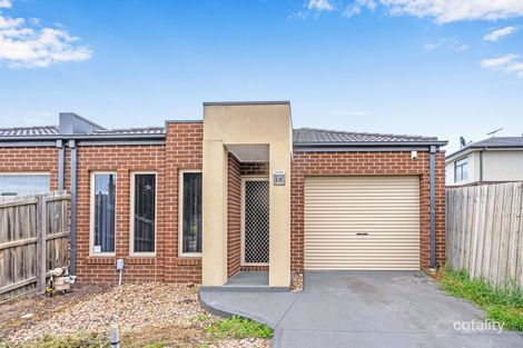 Property photo of 2/35 Red Robin Road Truganina VIC 3029
