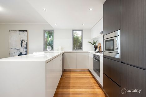 Property photo of 2/30 Bellevue Parade Taringa QLD 4068