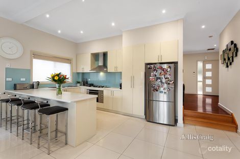 Property photo of 2/311 Ryans Road Eltham North VIC 3095