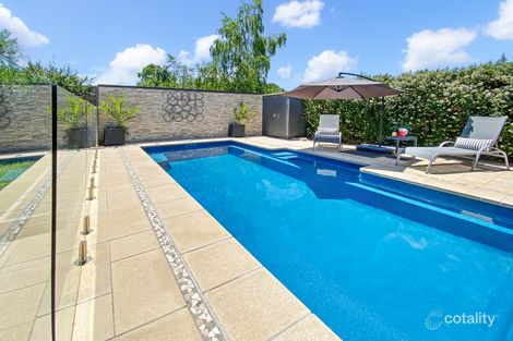 Property photo of 11 Village Court Mansfield VIC 3722