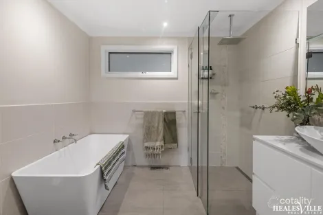 Property photo of 27 Hannover Road Badger Creek VIC 3777