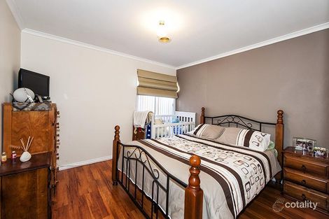 Property photo of 2/28 Buick Crescent Mill Park VIC 3082