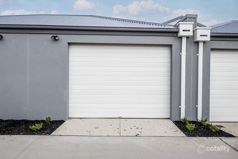 Property photo of 4 Atica Walk Clyde North VIC 3978