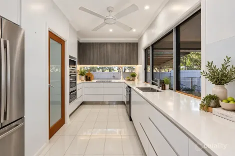Property photo of 42 Edenbridge Drive Kirwan QLD 4817