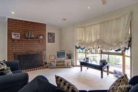 Property photo of 9 Peppermint Place Somerville VIC 3912