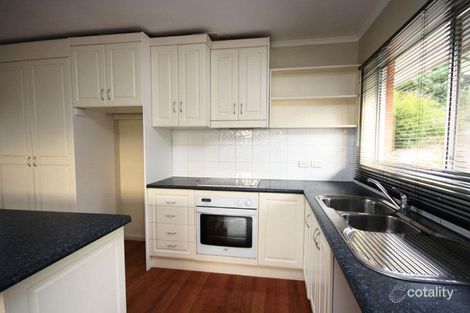 32 Auburn Rd, Kingston Beach, TAS 7050