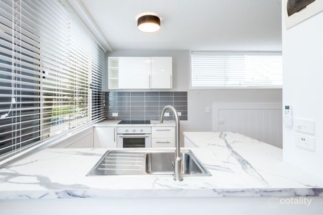 1/5 Thornton St, Surfers Paradise, QLD 4217