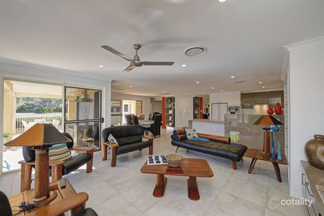 6 Lathouras Ct, Bundaberg South, QLD 4670