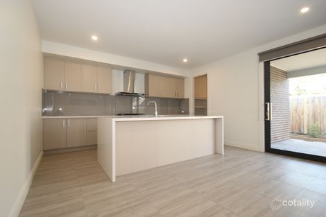 Property photo of 2/42 Windsor Avenue Mount Waverley VIC 3149