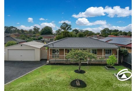 Property photo of 14 Strong Drive Hampton Park VIC 3976