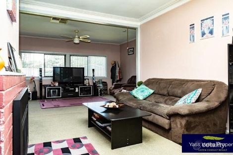 Property photo of 40 Meehan Street Yass NSW 2582