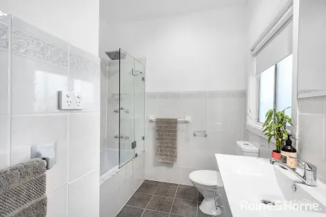 Property photo of 357 Princes Highway Bomaderry NSW 2541