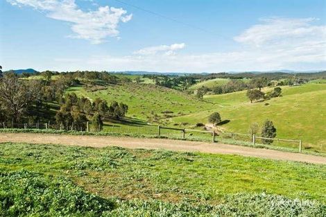 Property photo of 75 Boyds Road Hurstbridge VIC 3099