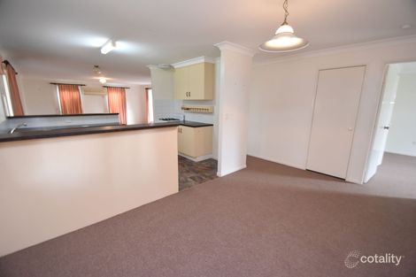 Property photo of 48 Moore Crescent Wilsonton QLD 4350