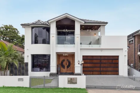 28 Anne St, Revesby, NSW 2212