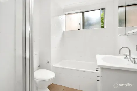 Property photo of 12/8 Westminster Avenue Dee Why NSW 2099