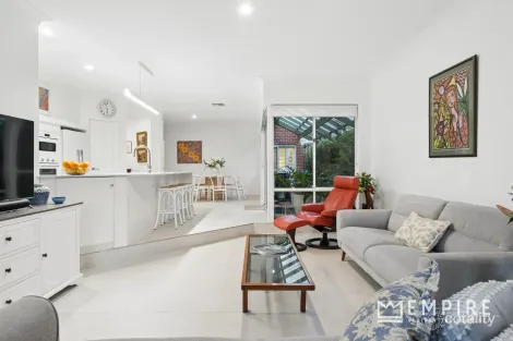 76a Irwin St, East Fremantle, WA 6158