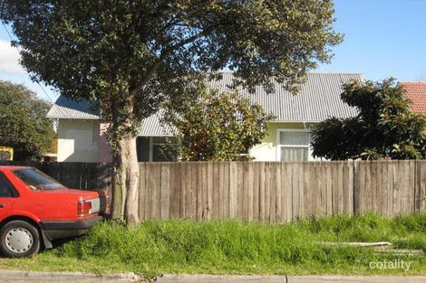 8 Gwenda St, Dandenong, VIC 3175