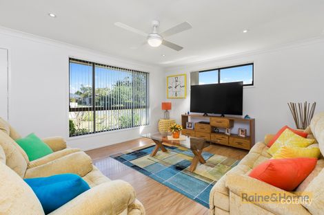 Property photo of 37 Victoria Avenue Pottsville NSW 2489
