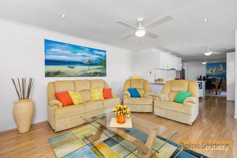 Property photo of 37 Victoria Avenue Pottsville NSW 2489