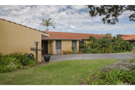 Property photo of 2 Hoxton Rise Carine WA 6020